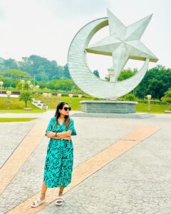 Kaavya Singh Instagram - #melaka #malaysia #beautiful #malaysialife #travelphotography #travelling #traveltheworld #freshair #faith #bepositive #keepsmiling #spreadlove #omnamahshivaya 🔱❤️🙏🏻🧿