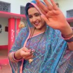 Kajal Raghwani Instagram - Pagali dikhave agarbatti ✨♥️ 👑 @neelkamalsinghofficial Video credit goes to 🪶 @krishnakumar2241994 😈 . . . . . . . . . . #trending #kajalraghwani #new #reel #reeloftheday #reels #neelkamalsingh #bhojpuri #song #viral #fun #enjoy #☘️ #🧿 #🎥
