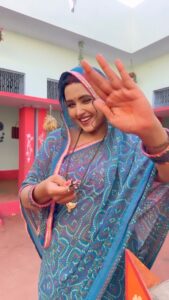 Kajal Raghwani Instagram - Pagali dikhave agarbatti ✨♥️

👑 @neelkamalsinghofficial 

Video credit goes to 🪶 @krishnakumar2241994 😈 
.
.
.
.
.
.
.
.
.
.

#trending #kajalraghwani #new #reel #reeloftheday #reels #neelkamalsingh #bhojpuri #song #viral #fun #enjoy #☘️ #🧿 #🎥