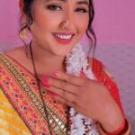 Kajal Raghwani Instagram - Abhi ka Hamar favorite ओह हो हो बड़ा गुस्सा करती हो ❤️🧿☘️✨️ #kajalraghwani #one of my #favourite #love #fun #enjoy #best #song #lyrics #rajajikedilwa #❤️