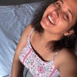 Kajal Raghwani Instagram - Ohh I love Meeeeee ♥️✨🧿☘️ . . . . . . . . #love #loveyourself #happiness #happyme #nomakeupselfie #makeupnotrequired at all #hahaha #lovemyself #♥️