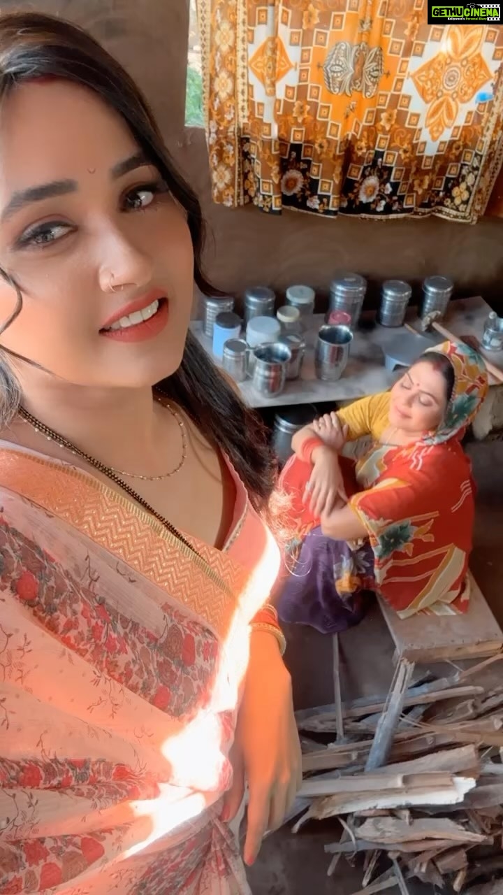 Kajal Raghwani Instagram - 🥳Happy happy happy wala birthday 🧿to you @rinkughosh_official diiiiii✨ lots of love and blessings🎉 be amazing ♥️always like you’re be happy 😍stay blessed keep smiling always 🎉 song dedicated to you 💁🏻‍♀️ Bhagwan badi fursat se tohra ke banavle bade 🥰💜