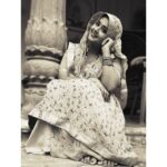 Kajal Raghwani Instagram - मुस्कुराते चेहरे, राज़ गहरे ! ❤️ ✨️ ☘️ 🧿 😊