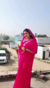Kajal Raghwani Instagram - Tohre me base RAJA ❤️✨️