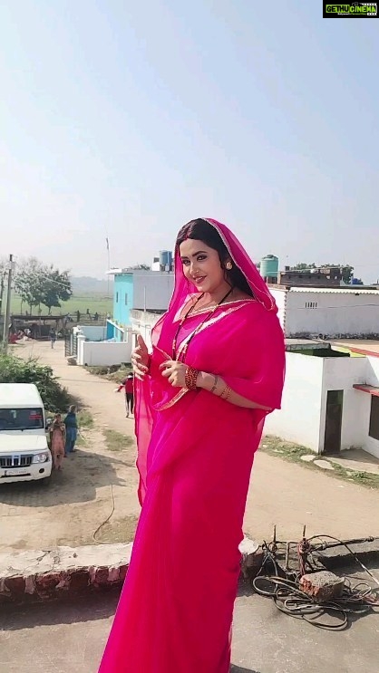 Kajal Raghwani - 896.6K Likes - Tohre me base RAJA ❤️✨️