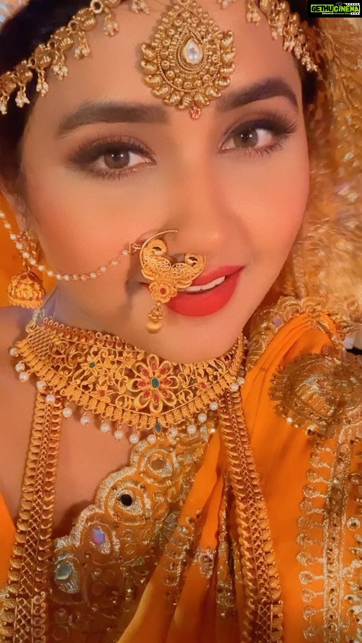 Kajal Raghwani - 274K Likes - Wo ladka nahi zindagi hai meri ♥️♥️♥️