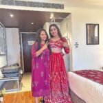 Kajal Raghwani Instagram - ♥️ @filamchibhojpuri @filmfare @madhuvendrarai ☘️🧿♾️