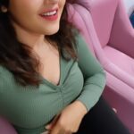 Kajal Raghwani Instagram - Kitna batai 😄😋 Sahi hai ye 🤪👍🤣