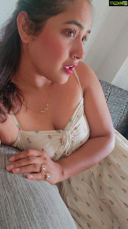 Kajal Raghwani - 712.2K Likes - Ye sochke dil ghabraye mera pagal pan jaan kaise le sakta hai 🤣🤣🤣
#kajalraghwani #love #❤️ #🧿