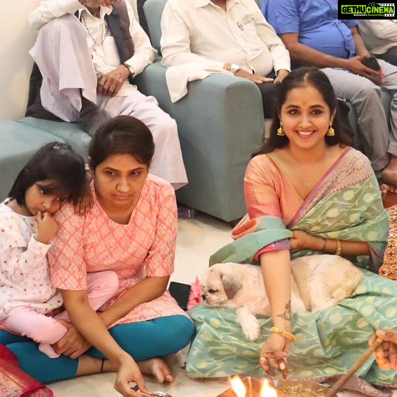 Kajal Raghwani Instagram - ✨️A Relaxed Mind, 😇 ✨️A Peaceful Soul, ✌️ ✨️A Joyful Spirit, 🥳 ✨️A Healthy Body 🌿 & ✨️Heart full of Love. ❤️ ✨️All these are my Prayers for You. 🙏 ✨️✨️Wishing You, Your Family & Your Loved Ones a Very Happy New Year !✨️✨️ Kajal Raghwani & Family ... 🙏✨️🧿☘️