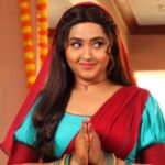 Kajal Raghwani Instagram - ☺️😋😇🥰🤗 Be strong Be different Be you ✨️☘️ "Happiness is not something readymade; it comes from your own actions." 🧿💫🎬 #kajalraghwani #💙