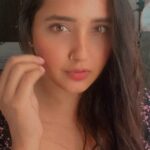 Kajal Raghwani Instagram - 😆😆😆 sab nikal लेब ।
