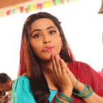 Kajal Raghwani Instagram - ☺️😋😇🥰🤗 Be strong Be different Be you ✨️☘️ "Happiness is not something readymade; it comes from your own actions." 🧿💫🎬 #kajalraghwani #💙