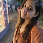 Kajal Raghwani Instagram - ☘️🧿✨️ In three words I can sum up everything I've learned about life : It Goes On ... 🤞💖 Good night sweet dreams lots of Love ❤️ #kajalraghwani #blessed #😇