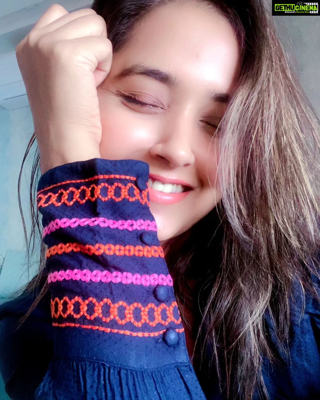 Kajal Raghwani Instagram - Good morning Sohneya's 💕 love love ❤️ Good day