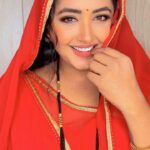 Kajal Raghwani Instagram - आही हो दादा आहरे आही हो दादा ♥️♥️♥️✨ ✨ 🧿 ☘️ 🥰 🤩 🤟 🫶 @singhpawan999 ☀️ shine more n more n more ☀️ Beautiful song 🎶 #imlovinit #uffff #aahihodada #pawansingh #newsong #blastsong #enjoy #reelitfeelit #reels #newreels #reelsinstagram #☀️