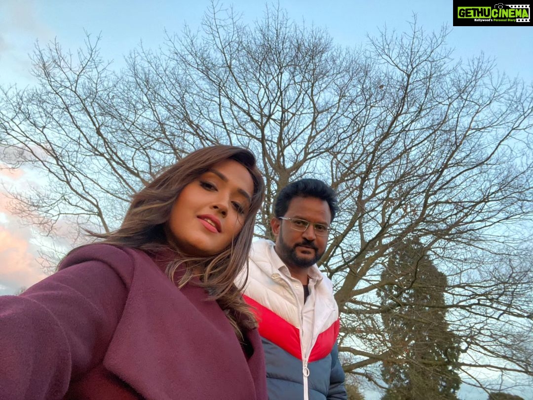 Kajal Raghwani Instagram - ✌️Haaayyloooòoooo 🎊 Mr. Raghuraj urf @ananjayraghuraj007 🧔♂️ 🎉🎂 May your birthday 🌿 brings a lot of smile to your face,😄 😇❤️ Happiness to your heart, And many blessings 🙌☘️🧿 to your whole life. 🎊✨️🤗 🎂🎉Happy Happy Happy Wala Birthday To You !🎂🎊