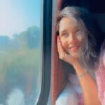 Kajal Raghwani Instagram - Good morning love 🧿☘️✨ When you want to spend some quality time with your special one travel in 🚂🚂🚂 😍 and have fun 🤩 hahahaha