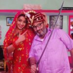Kajal Raghwani Instagram - सास नंबरी बहू दस नंबरी.....फिल्म का शूट संपन्न हुआ, काजल राघवानी के साथ कमाल की केमेस्ट्री दिखेगी, मंजुल ठाकुर के प्रोडक्शन और अनिल नैनन का निर्देशन में एक अद्भुत फिल्म बनी है,आप सब का प्यार बना रहे.....