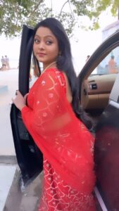 Kajal Yadav Instagram - Jaisan sochle rahane ♥️🤫 

#goodmorning #bhojpuri #bhojpurireels #kajalyadav