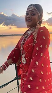 Kajal Yadav Instagram - 🤷🏻‍♀️🥀♥️ #reels #bollywoodsongs #kajalyadav #itnedinokebaadmileho🥀❤️😔