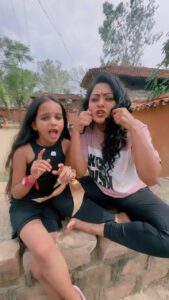 Kajal Yadav Instagram - Sach me 🤣😇🤗 

#comedy #reels #kajalyadav