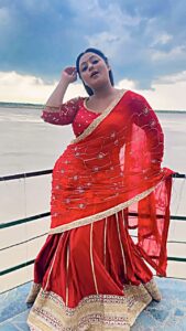 Kajal Yadav Instagram - Hamara sakhi ke marad se bejood bada ho 😍🙈🤫♥️ #sukoon #bhojpuri #reels #thodasawarthodagor😍 #love #feel #kajalyadav