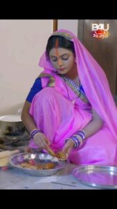 Kajal Yadav Instagram - मंगिया के सेनुरवा  चमके लिलार  #chathsong @kajalyadav_ky  @adityaojhaofficial #ashirvadchathimaiyaki #kajalyadav #adityaojha #munnadubey #reels #trendingsong
