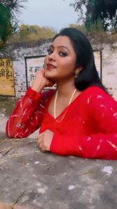 Kajal Yadav Instagram - Pyaar itna baa ♥️ 

#bhojpuri #bhojpurireels #bhojpuri_song #kajalyadav #reels ♾️🕊️🥀