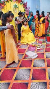 Kajal Yadav Instagram - #shootmode #upcoming #bhojpuri #kajalyadav 🎬♥️🥰
#haldiceremony #behindthescenes