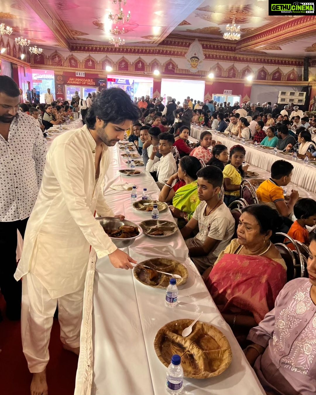 Kajol Instagram - Third day . Shubho Navami. And it was an amazing day. My son served at the bhog and understood why I do it every year.. a newbie @aamandevgan served and felt the power of the puja. So many people that I love were there and so many happy feelings all over. The pujo has ended for everyone else but we still have a just our thing so that feels a little better .. there is a feeling of sadness mixed with elation that it was a successful year and now it’s at an end.. #ranimukherji #aamandevgan #yugdevgan #durgapuja #mahanavami