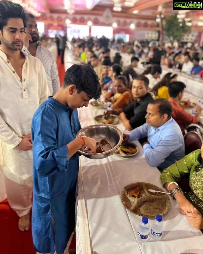 Kajol Instagram - Third day . Shubho Navami. And it was an amazing day. My son served at the bhog and understood why I do it every year.. a newbie @aamandevgan served and felt the power of the puja. So many people that I love were there and so many happy feelings all over. The pujo has ended for everyone else but we still have a just our thing so that feels a little better .. there is a feeling of sadness mixed with elation that it was a successful year and now it’s at an end.. #ranimukherji #aamandevgan #yugdevgan #durgapuja #mahanavami