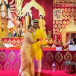 Kajol Instagram - To the OG clothes horse… The best dressed and kindest man around @apnabhidu #durgapuja #mahanavmi #bhidu #apnabhidu #jackieshroff