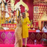 Kajol Instagram - To the OG clothes horse… The best dressed and kindest man around @apnabhidu #durgapuja #mahanavmi #bhidu #apnabhidu #jackieshroff