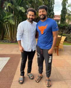 Kalaiyarasan Instagram - Extremely happy n excited to share screen with this amazing Actor n Human @jrntr sir .. thanks for ur support n love sir .. great experience n enjoying every moment ❤️ 
#Devara 💪🏾
