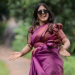 Kalyani Anil Instagram - Maamadura…. 💃. #trending #maamadura 🥻 @ar_handlooms_kuthampully 📸 @aju_bhuvanendran #trendingsongs #dancechallenge #dance #reelkarofeelkaro #reelitfeelit #viral #trendingsongs Trivandrum, India