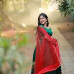 Kalyani Anil Instagram - 🦚🪷✨ 💄 @brides_of_deepthi 📸 @talesbyaravind 🎨 @momentssbyelementricx