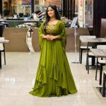 Kalyani Anil Instagram - Day 2 @siimawards ♥️✨ 👗 @aalaadesigners Ornaments @blushingtone_rentals Makeup and styling by me😌 📸 @deepthi8934 Dubai, United Arab Emirates