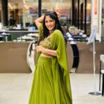 Kalyani Anil Instagram - Day 2 @siimawards ♥️✨ 👗 @aalaadesigners Ornaments @blushingtone_rentals Makeup and styling by me😌 📸 @deepthi8934 Dubai, United Arab Emirates