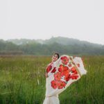 Kalyani Anil Instagram - അവിട്ടം ദിനാശംസകൾ 🌺 Onam series -7🌸 Saree @navamimypassionyourfashion 📸 @travancoreads @jithuthampifm Blouse @geesahh_designs 💄 @brides_of_deepthi