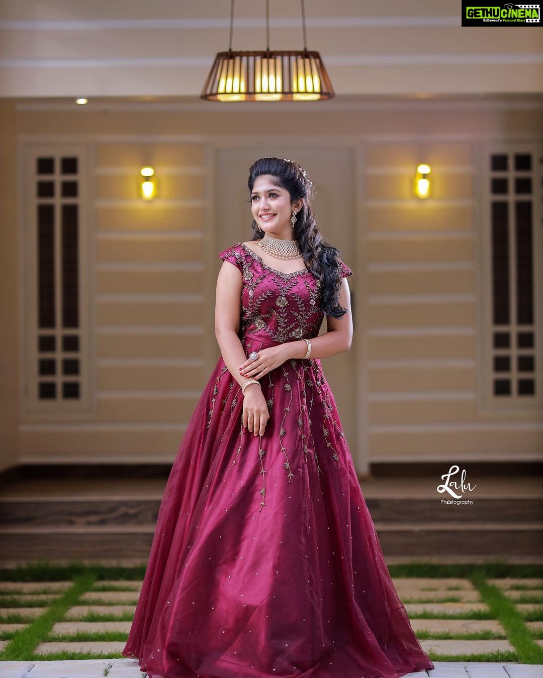 Kalyani Anil Instagram - ✨ 👗 @nova_fashion_boutique_by_brind 💄 @makeover.by.salini 📸 @_lalu_photography_