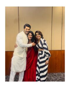 Kalyani Anil Instagram - KUSHI♥️😭 @thedeverakonda @samantharuthprabhuoffl 

👗 @prayaan_designs ♥️

📸 @cloudsbyvibin  Thanku chettaaa

#kushi #vijaydevarakonda #sam #samantha