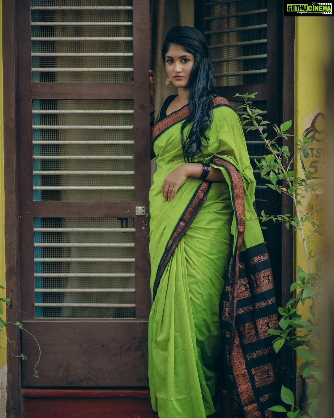 Kalyani Anil Instagram - Lost is a lovely place to find yourself✨ Saree @ishvari.womens.world Blouse @geesahh_designs 📸 @talesbyaravind 💄 @brides_of_deepthi 🎨 @momentssbyelementricx