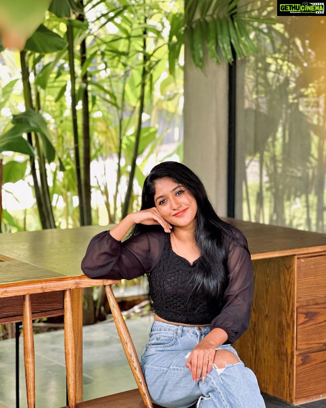 Kalyani Anil Instagram - 🖤 Saptha Resort & Spa