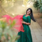 Kalyani Anil Instagram - 🌞🪷✨ 👗 @d_eva_signature_bysoumyajilesh 📸 @talesbyaravind Edits @momentssbyelementricx 💄 @brides_of_deepthi Trivandrum, India