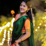 Kalyani Anil Instagram – Paakadha nerathil paakkuradhum… 👀😌

👗 @geesahh_designs 
📸 @jithuthampifm @travancoreads 
💄 @brides_of_deepthi
