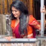 Kalyani Anil Instagram - Stuck in 90’s….🤌🏼 Location @saptharesortandspa 🥻 @pranatistyles 📸 @deepthi8934 #trend #trending #love #reelkarofeelkaro #traditional #reelitfeelit #viral #songs #kalyani #tamil #saree