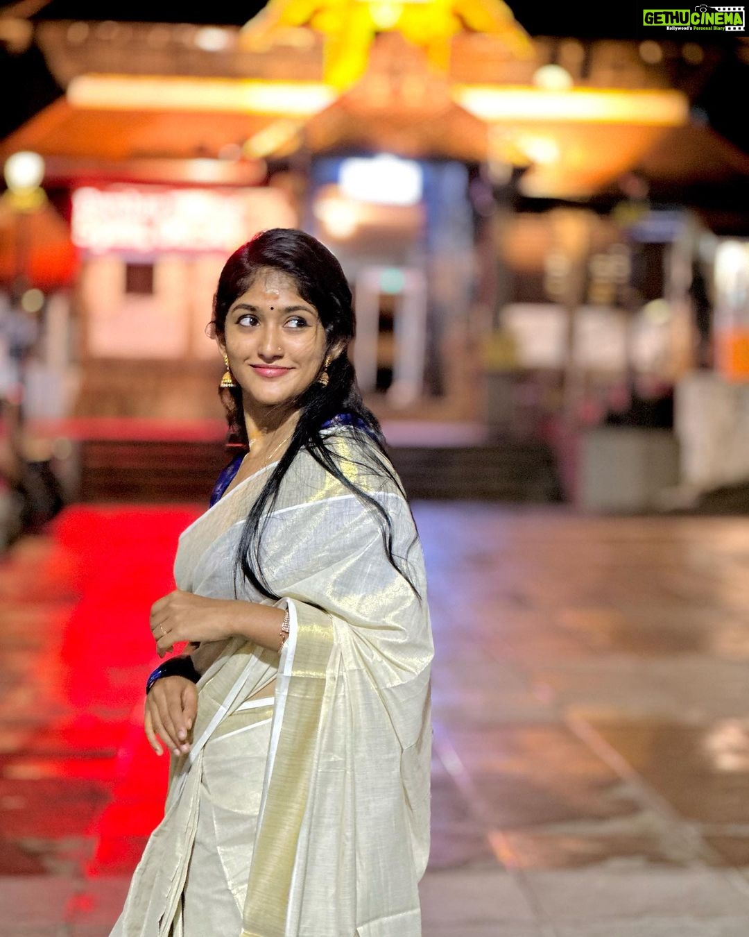 Kalyani Anil - 83.4K Likes - ✨
Saree @ar_handlooms_kuthampully
📸 @sonu_.sajeev 😘
#trivandrum #padmanabhaswamytemple