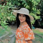 Kalyani Anil Instagram – Tell me, you Love me✨🤍

👗 @maira__vogue 

📸 @deepthi8934 😘
