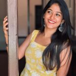 Kalyani Anil Instagram - …..🌚💛 Kurthi from @amiravogue.in 📸 @_.swathy_saji._ 🫶🏻😘 Mar Ivanios College